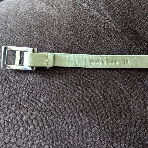 5$ Item! Elie Tahari Size 10 S Tan Double Ring Skinny Belt - Picture 2 of 6